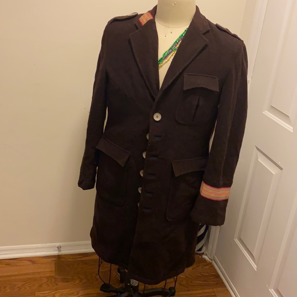 Men’s Wool Detail Coat. Stylish lining!! Pea Coat